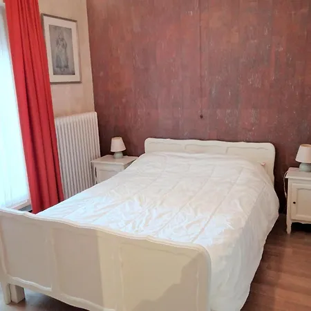 아파트 In Near The *