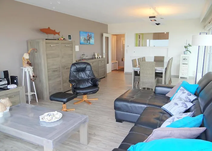 In Near The Apartment *